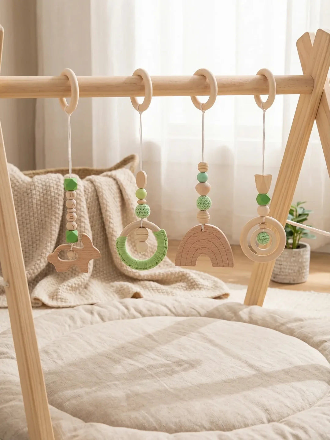 Jouets d'éveil en bois colorés